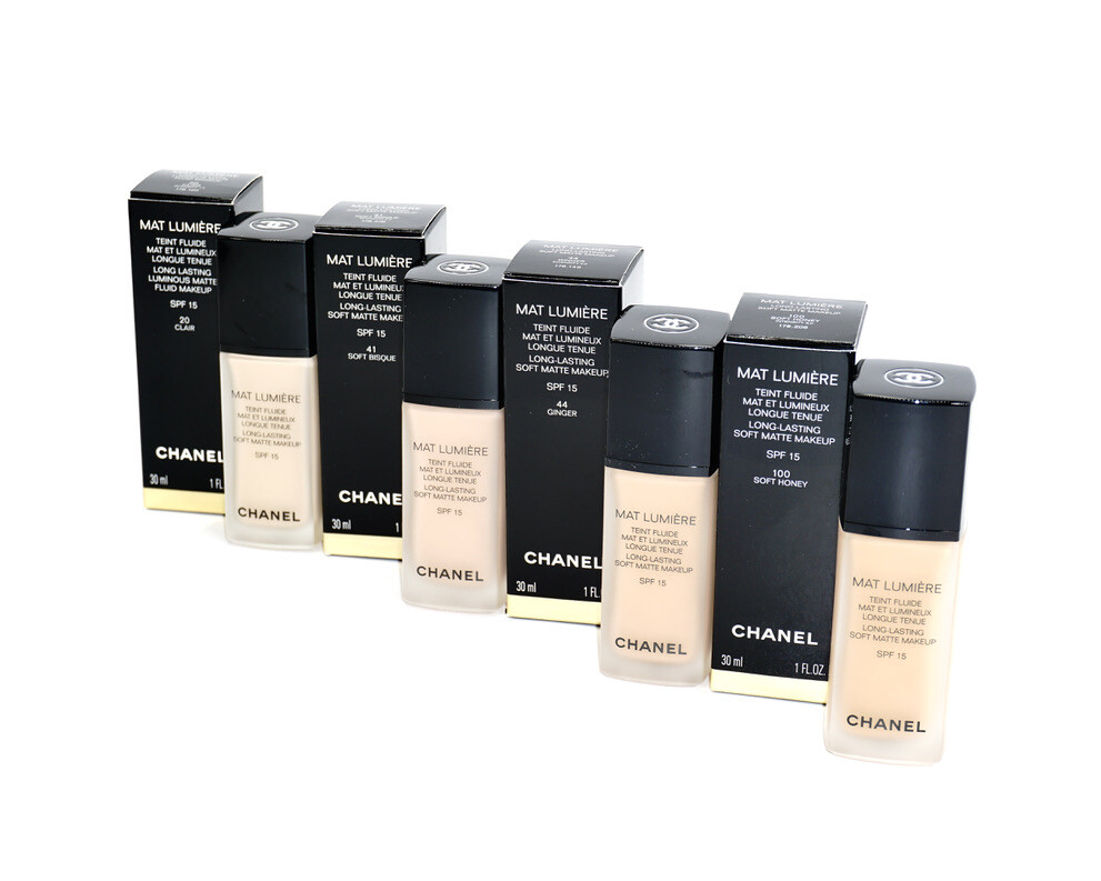 Chanel Mat Lumiere Long-Lasting Soft Matte SPF 15 ~Choose Your