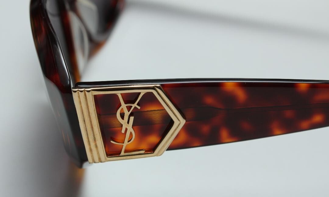 Occhiali da sole donna autentici Yves Saint Laurent vecchio modelloga