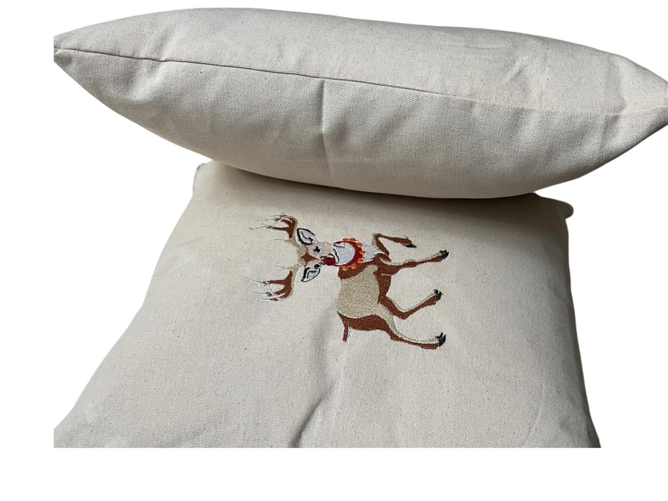 cushions with deer embroidery on canvas material - Image 3 of 4