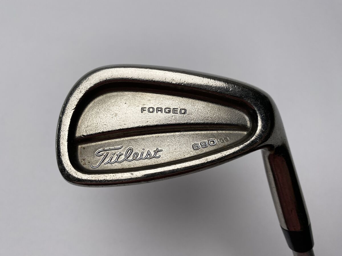 Titleist 690 CB 9 Iron Regular Steel Shaft Titleist Grip Titleist 690 CB 9 Iron Regular Steel Shaft Titleist Grip