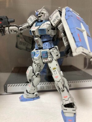 RX-78-2 Gundam RG Gunpla Bandai Model kit Built