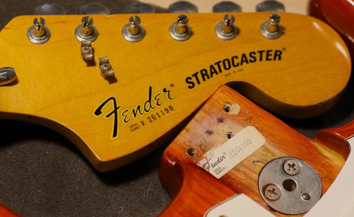 1 OF THE VERY LAST PRODUCTION 3 BOLT/BIG HEADS MADE! 1982 Fender