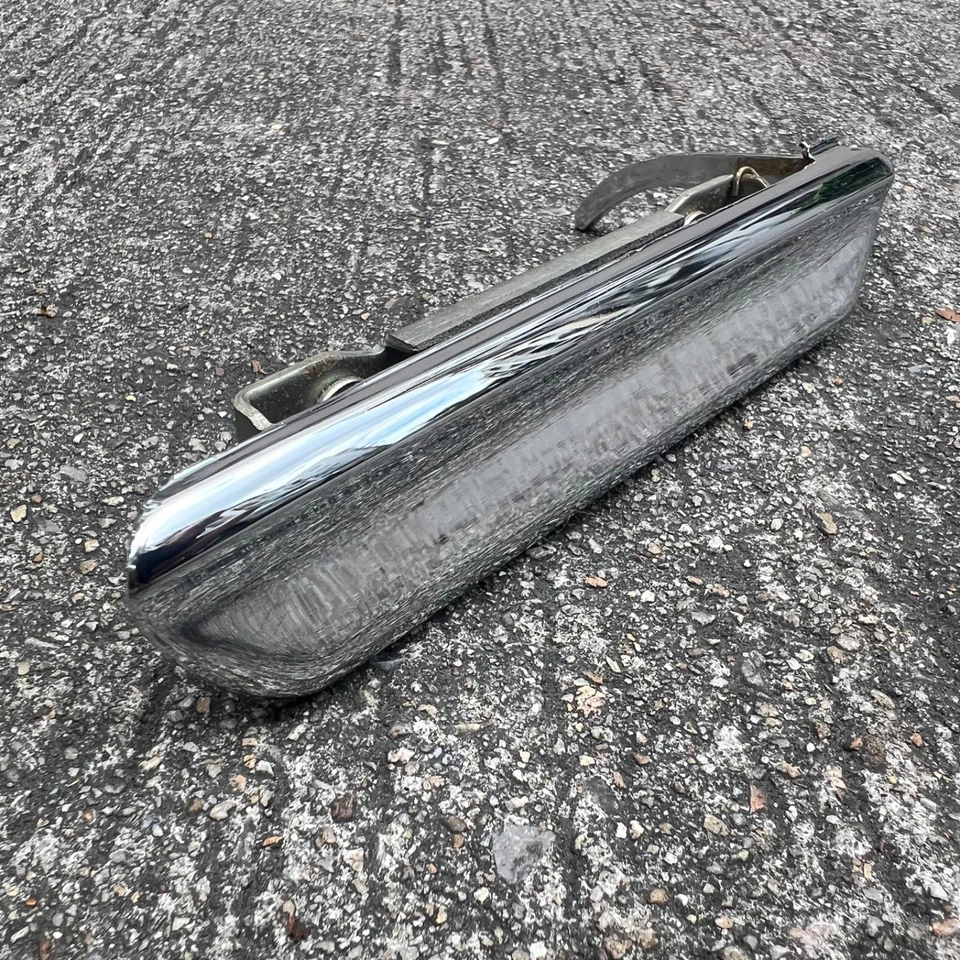 DATSUN 520 521 BLUEBIRD 410 411 Outer Exterior Door Handle Genuine Parts NOS JP - Image 2 of 4