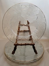 Elements Winter Garden 10" Dinner Plates (4) Embossed Fruit And Leaf Pattern...