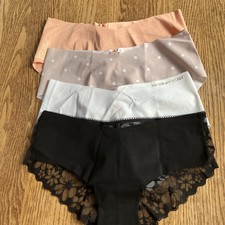 Victoria's Secret NO SHOW HIPHUGGER/HIPSTER Panties - LOT OF 4 SMALL