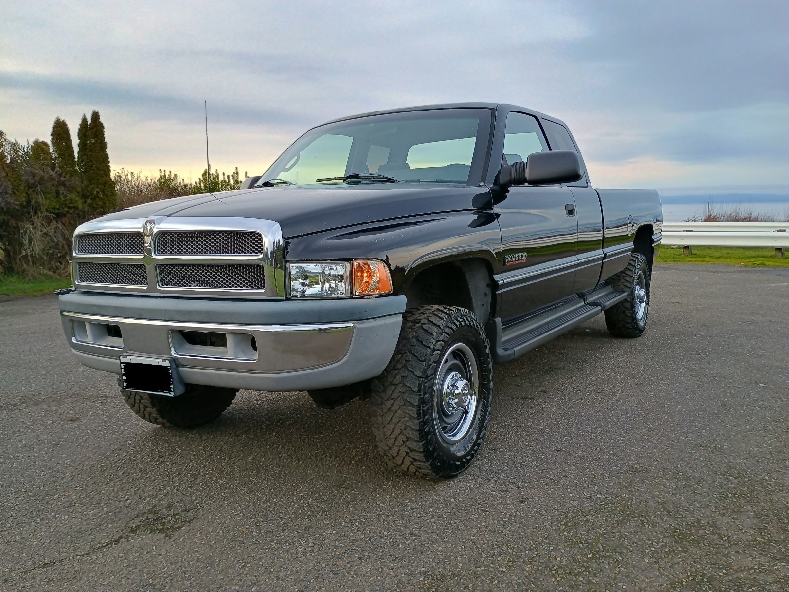 1997 Dodge Ram 2500 for sale in Port Angeles Washington
