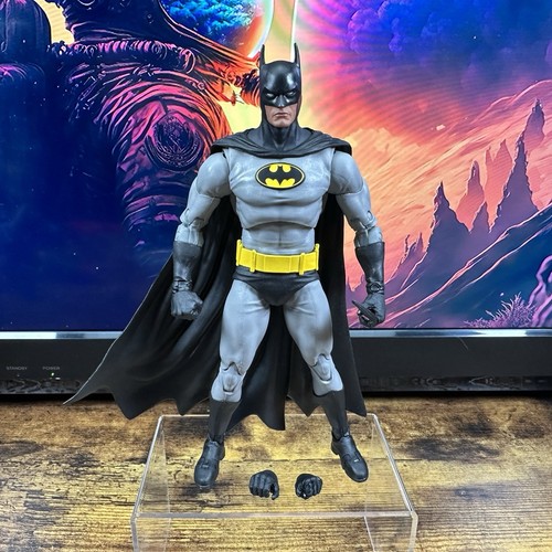 Figurine McFarlane DC Multiverse - Batman Knightfall Noir/Gris - Réf 17106 - Neuve