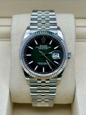 New Rolex Datejust 36mm - Ombre Green Dial - Gold Fluted - Jubilee - Ref. 126234