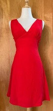 WOMEN'S SHEIN VCAY POPPY RED SLEEVELESS TIE BACK V-NECK BABYDOLL DRESS - M