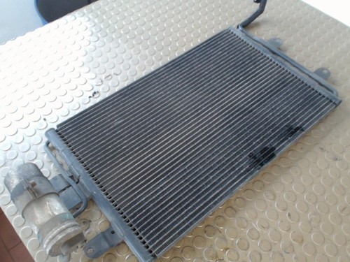 Kondensator Klimaanlage VW Golf 1.6 1 J 1J0820411D 12 Monate Garantie