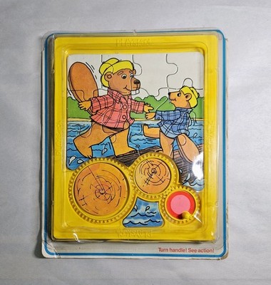1980 Playskool Beaver Rolling Log Puzzle Toy Milton Bradley Comp. USA *New*