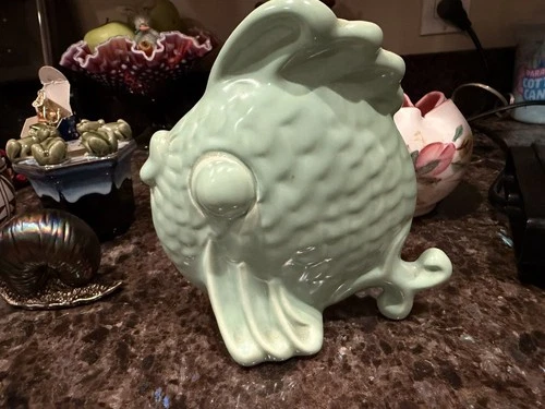 rare brush mcCoy fish planter made in the USA 3338