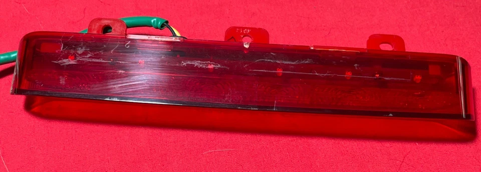 Chevrolet Spark 2013 2014 2015 tercera luz de freno lámpara usada OEM 95089244 LED Foto 4 de 4