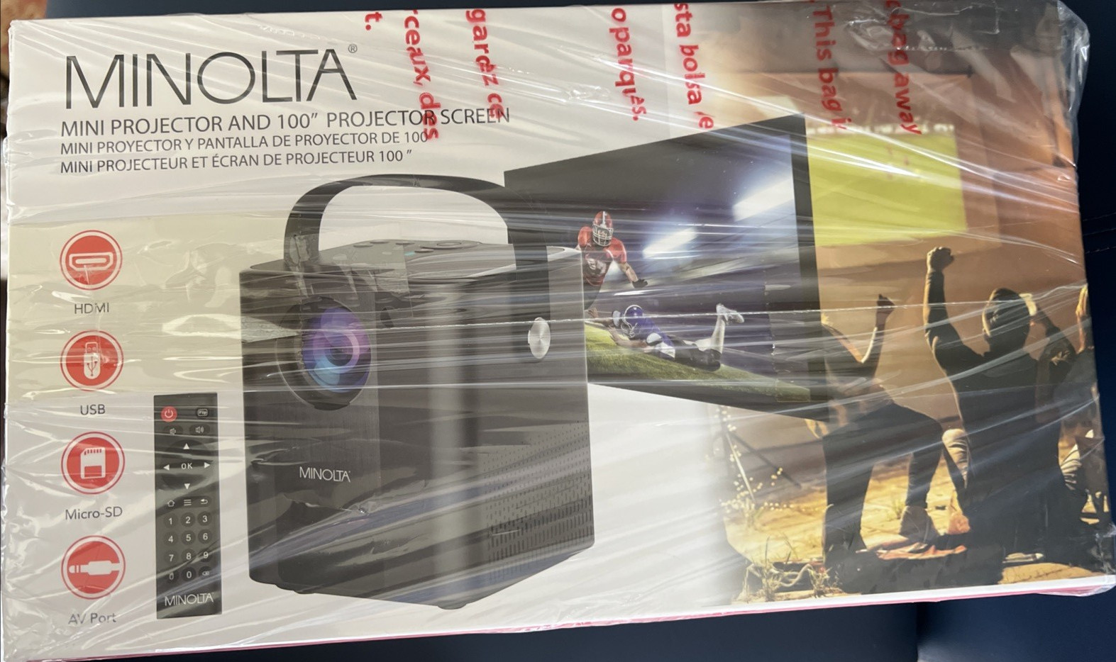 Minolta Mini Projector MN674 Bundle w/ 100