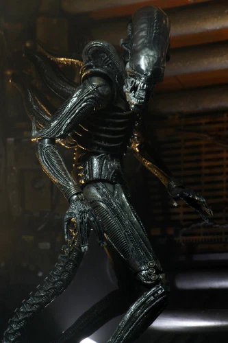 New NECA Aliens Big Chap 7" Ultimate Figure Aliens 40th Anniversary 1979 Ver. - Picture 5 of 5