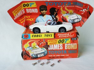 corgi toys james bond toyota 2000gt