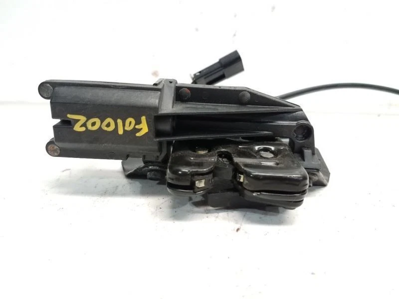 Oldsmobile 88 Royale 1994 pestillo de capó eléctrico Foto 4 de 4