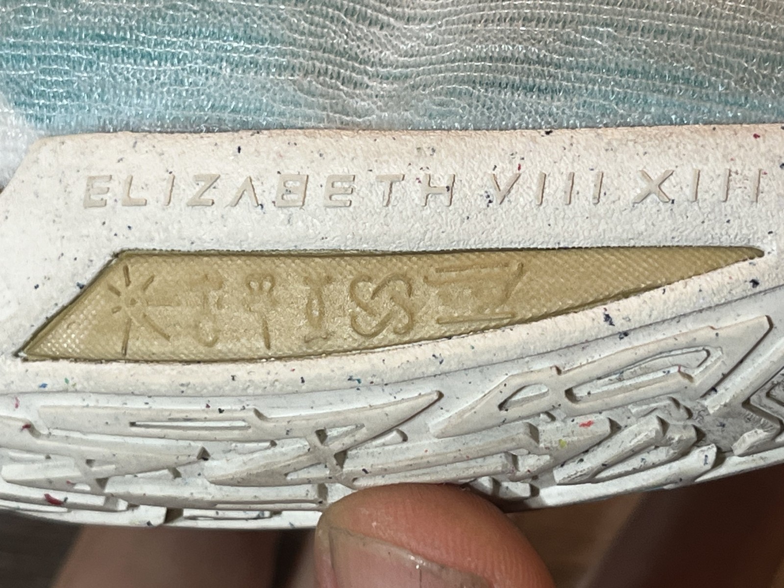 Nike Kyrie Infinity GS Keep Sue Fresh Golden Tribute DD0334-002 Size 6.5Y thumbnail 11