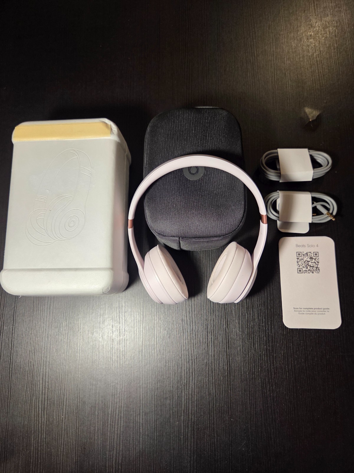 Beats Solo 4 Wireless On-Ear Headphones Cloud Pink