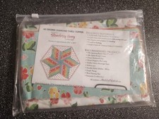 Shabby Fabrics 60 Degree Diamond Table Topper Strawberry Honey kit