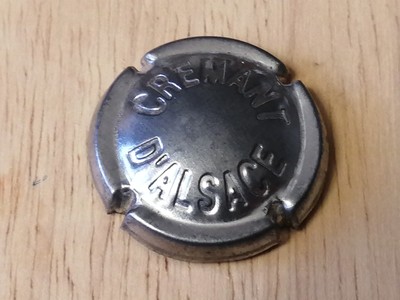 Alsace sparkling crémant capsule hollow stamped