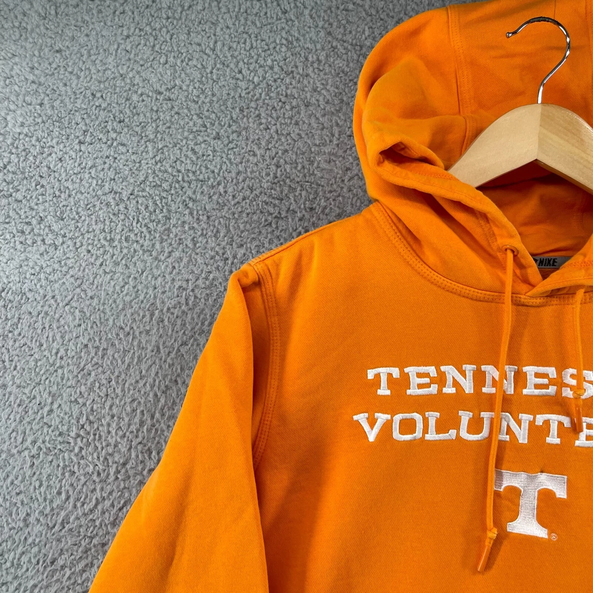 Tennessee vols deals nike hoodie