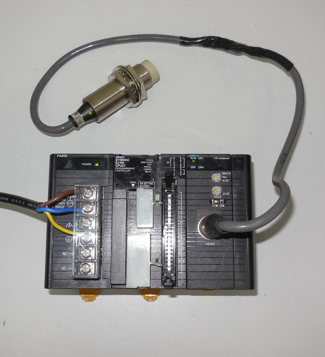 Omron CJ1W-PA202 CJ1M-CPU21 CJ1W-V600C11 V600-H51-1 | eBay Omron CJ1W-PA202 CJ1M-CPU21 CJ1W-V600C11 V600-H51-1 | eBay