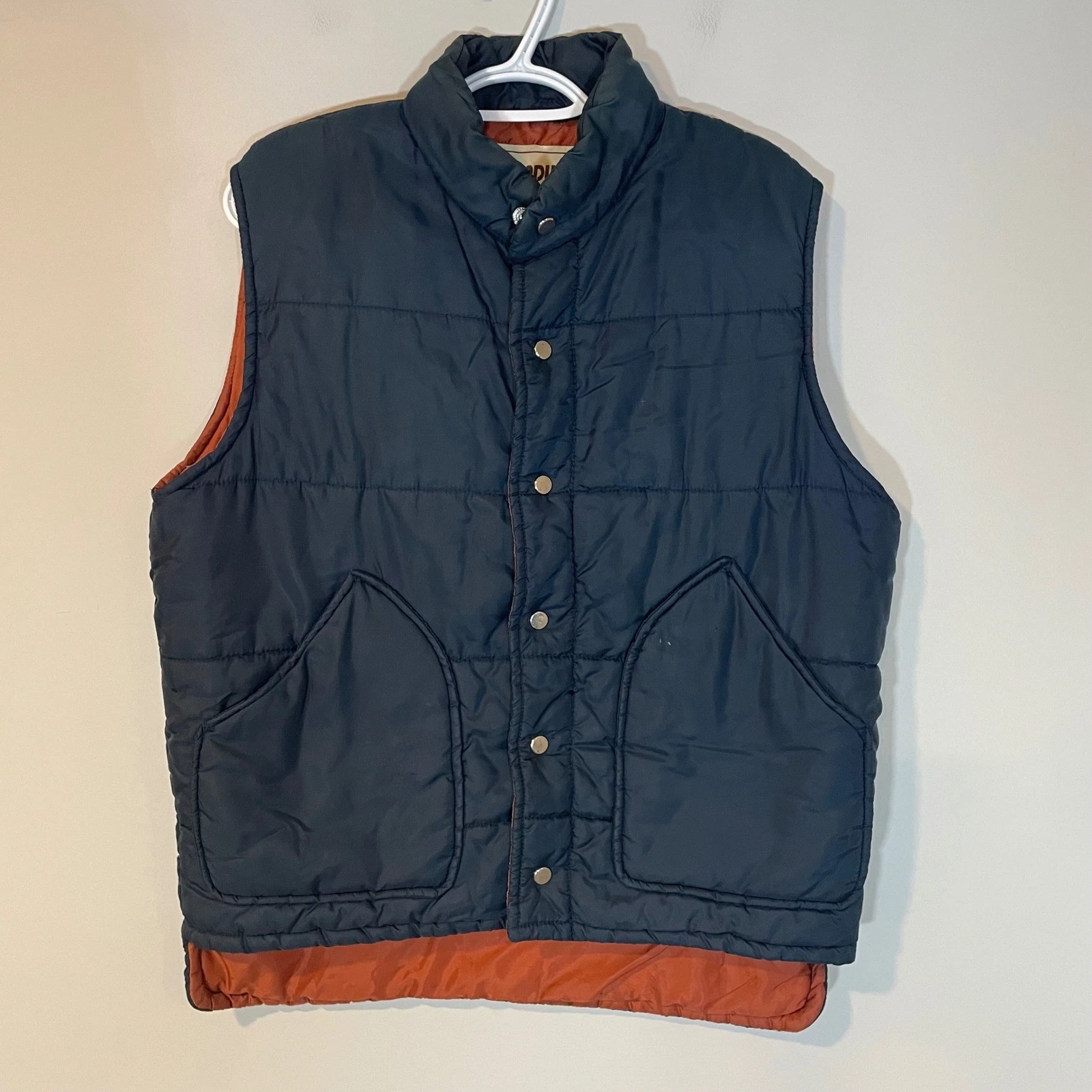 Vintage Campus Rugged Country Navy Blue Quilted Puffer Vest Mens M Snap Outdoor