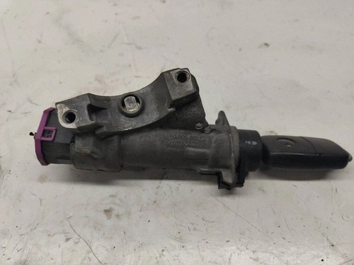 Volkswagen Golf IV 2000 Diesel Ignition Lock 4B0905851C ISA6120