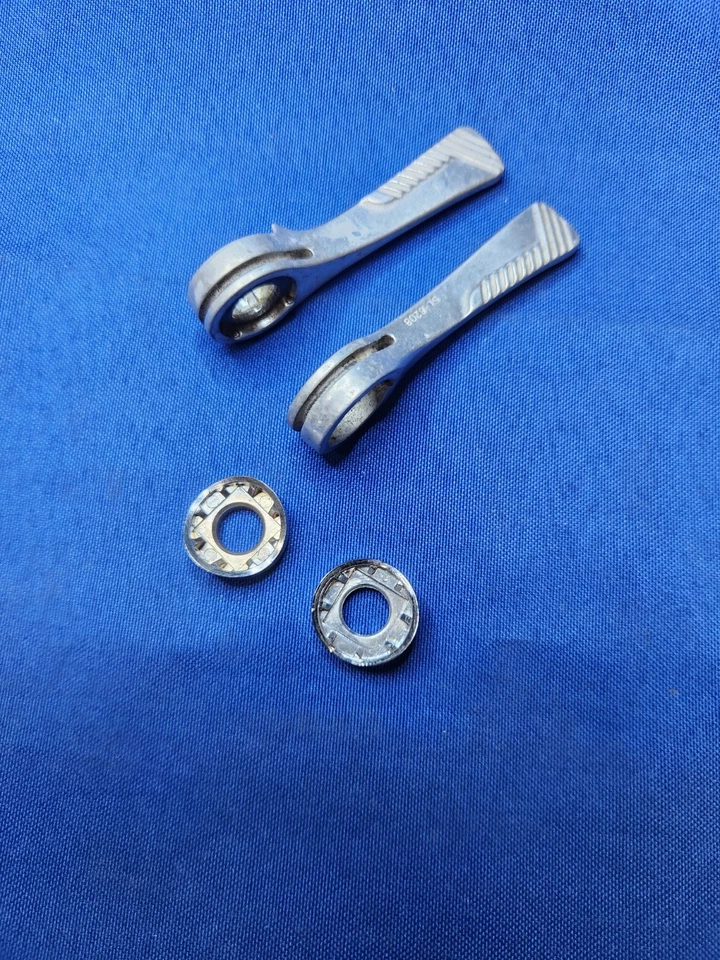 Vintage Shimano 600  Downtube Shifters 6-Speed SIS Friction Road Bike SL-6208 - Image 2 of 4