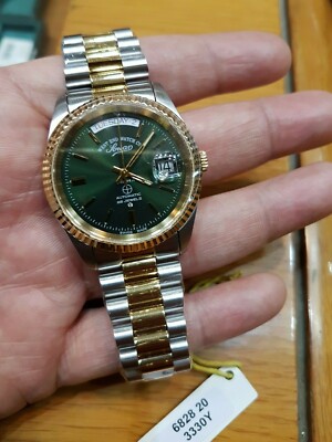 f*i様 ヴィンテージ ⭐︎REGENCY JEWELS⭐︎2連 グリーン ビー West End 6828.20.3330Y2 Auto Sapphire Green Dial Classic Swiss