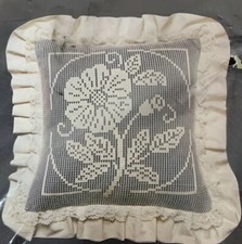 NeedlePoint Creations Net Darning Poppy Pillow 14" x 14" Kit 980 New Vintage