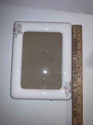 Vintage 1980’s Ceramic Picture Frame Pink White Florals Cottage Granny Core - Picture 11 of 16