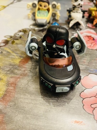 DISNEY STAR WARS DOORABLES GALACTIC CRUISERS(5 characters with their ships) - Picture 7 of 9