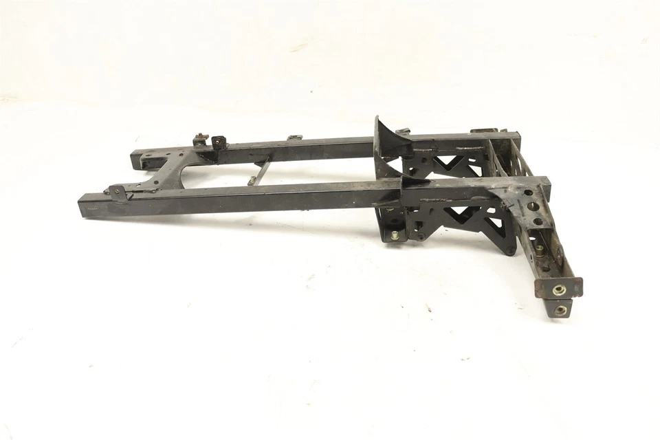 Can-Am Outlander MAX 800 XT 14 Frame Tail Black 705202295 46498 - Imagem 3 de 4