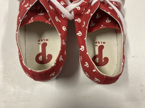 Philadelphia Phillies Logo Mens Low Top Red Canvas Sneakers Size 10.0 - Picture 6 of 8