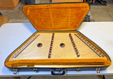 Dusty Strings Hammered Dulcimer, Vintage Prelude Model with Original Case, Feet
