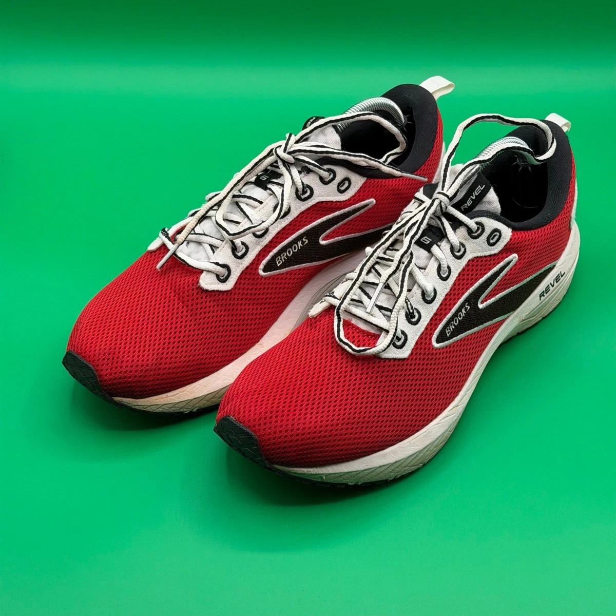 Brooks Revel 6 Red Black for sale | eBay display picture 3