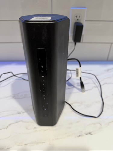 Netgear Nighthawk BEG500 WiFi 7 Router in great shape!