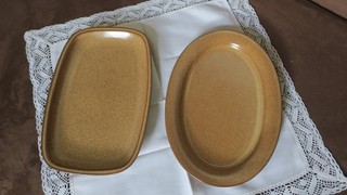 2x Winterling Feinkeramik Vorlegeplatten länge 31cm