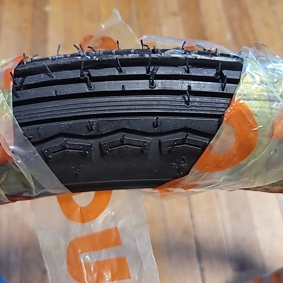 Duro TIRE 250-18 HARD (HF-301), STREET TYPE - image 3 of 4