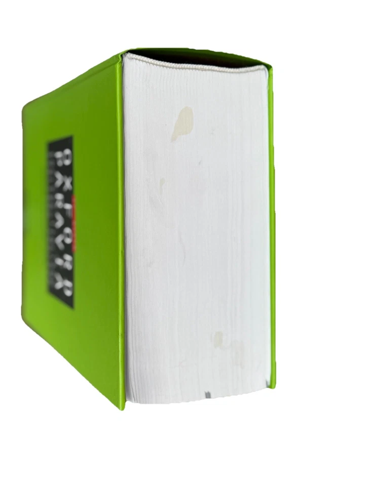 IL Nuovo Oxford Paravia Italian English Reference Dictionary 2nd Edition 2005 - Image 2 of 4