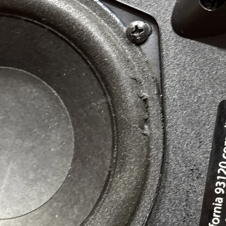 Logitech Z506 Surround Sound 5.1 solo subwoofer - Immagine 4 di 4