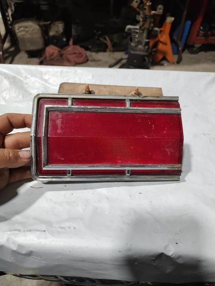 FORD ELITE GRAN TORINO 1974-1976 LUZ TRASERA LUZ TRASERA LÁMPARA REFLECTOR CONJUNTO DIESTRO/IZQUIERDO Foto 3 de 4