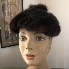 Vtg Ladies Dark Brown Fur Mink Pill Box Hat by Gwenn Pennington Exclusive