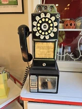 Thomas Collector's Edition Model 1956 Hanging Wall Replica 3-Slot Public Phone