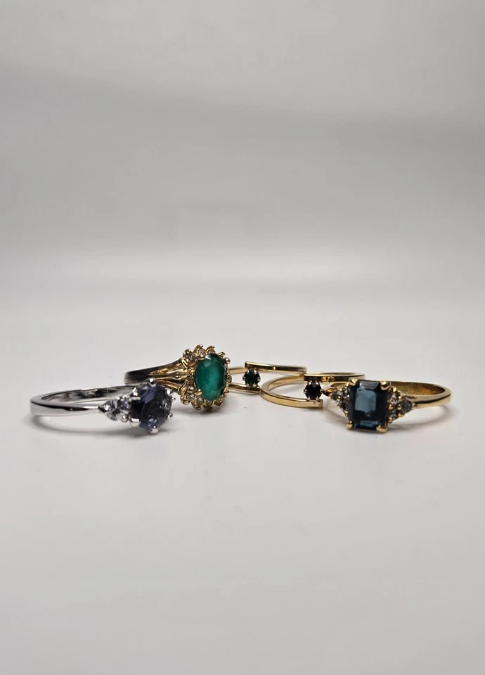 Vintage Ring Bundle-5 Rings with Large Variety of Gemstones and Band Colors - Image 2 of 4