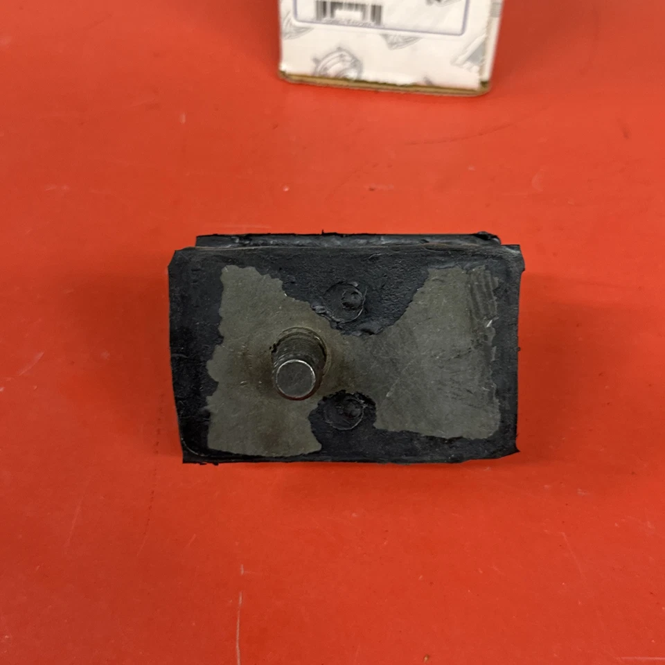 Montaje de motor delantero DEA Products 2265 para Dodge B100 Foto 4 de 4