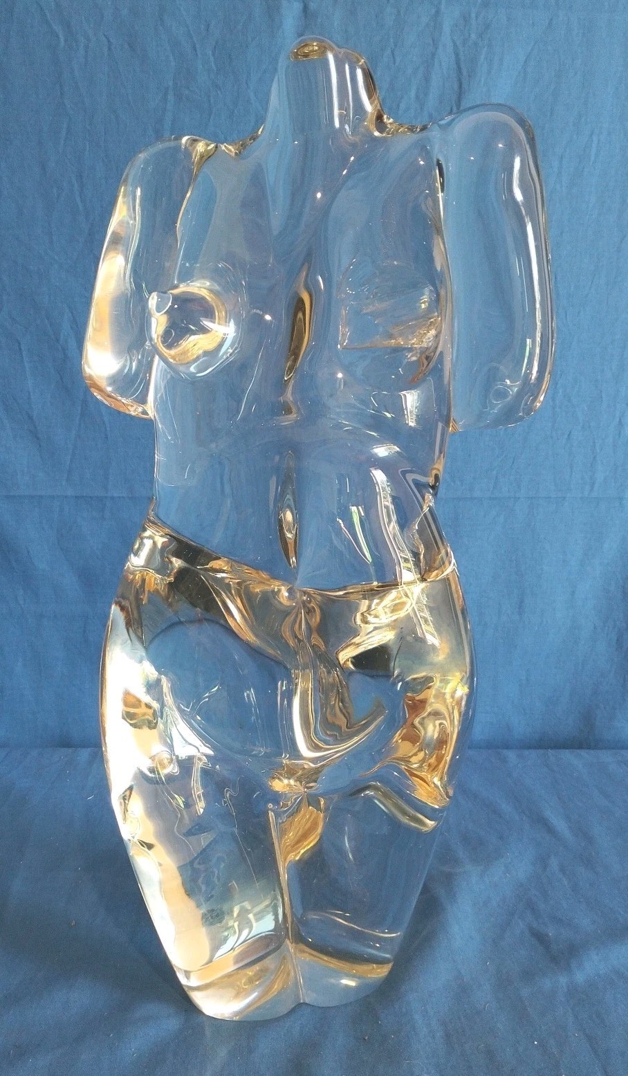Foto 1 di 24