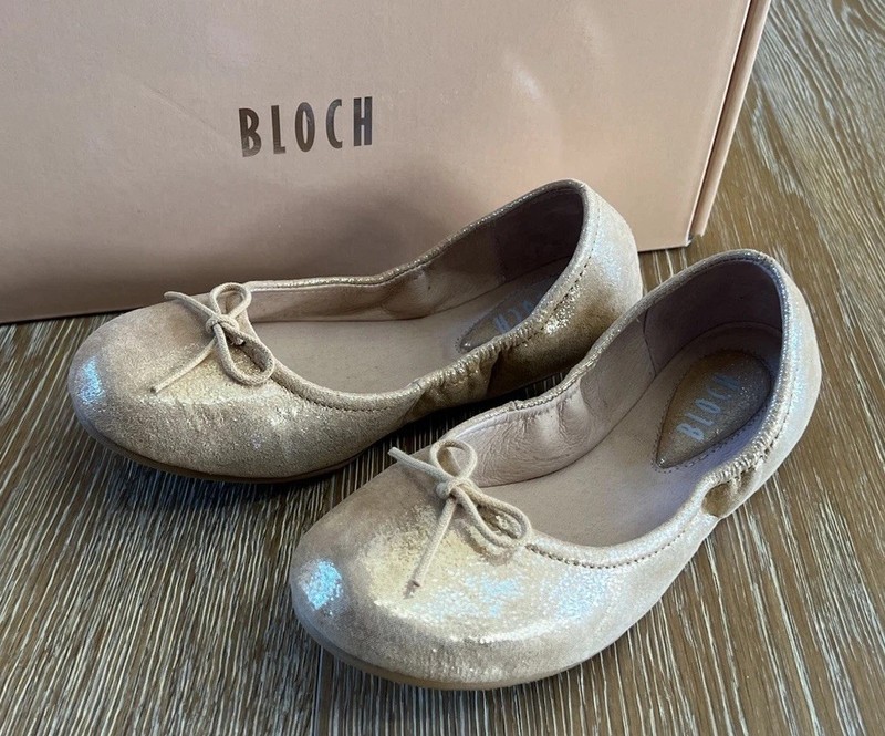 BLOCH Girls Sirenetta Ballet Flats In Gold Size EURO 31/US 13 NIB
